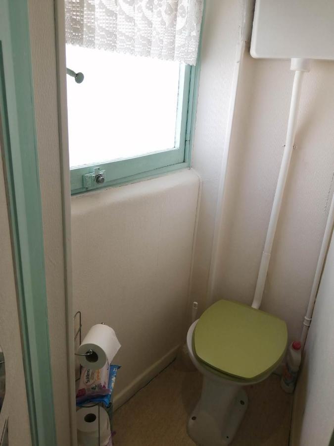 Simpele Slaapkamer Geraardsbergen Buitenkant foto